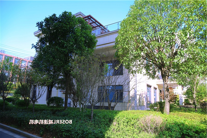 1690183928148544.jpg 减速机